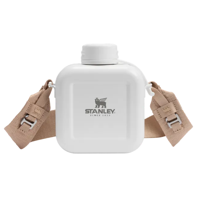 stanley-1913-the-next-x-nature-canteen-0-74-l-leichte-feldflasche-aus-recyceltem image 1