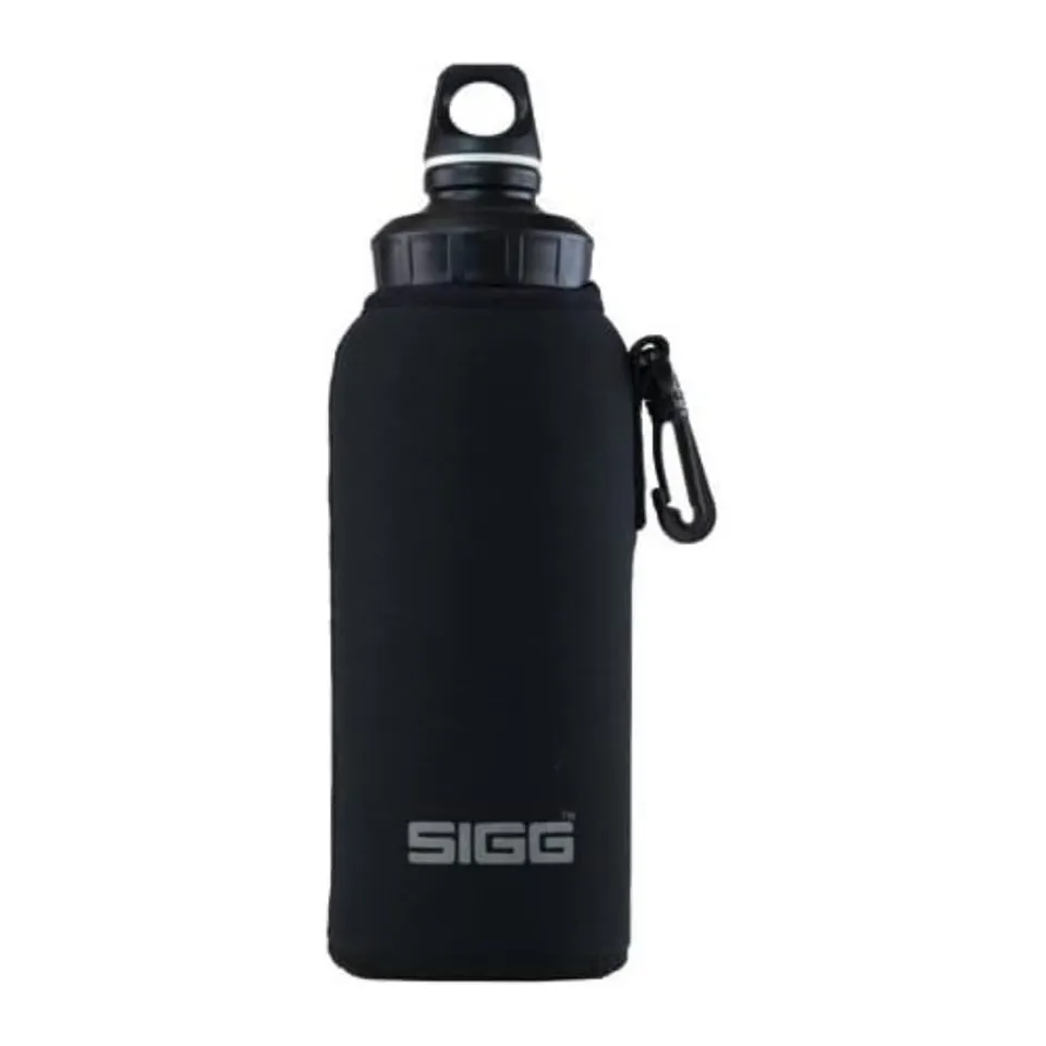 sigg-neoprene-pouch-black-wmb-flaschenh-lle-schutzh-lle-aus-neopren-f-r-0-75-l-w image 1