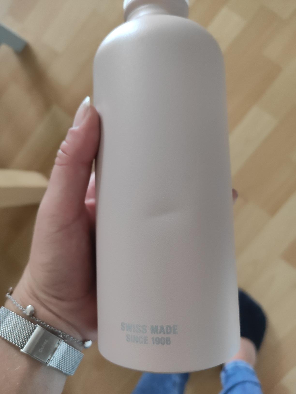 Wunderschöne Farbe und absolut dicht