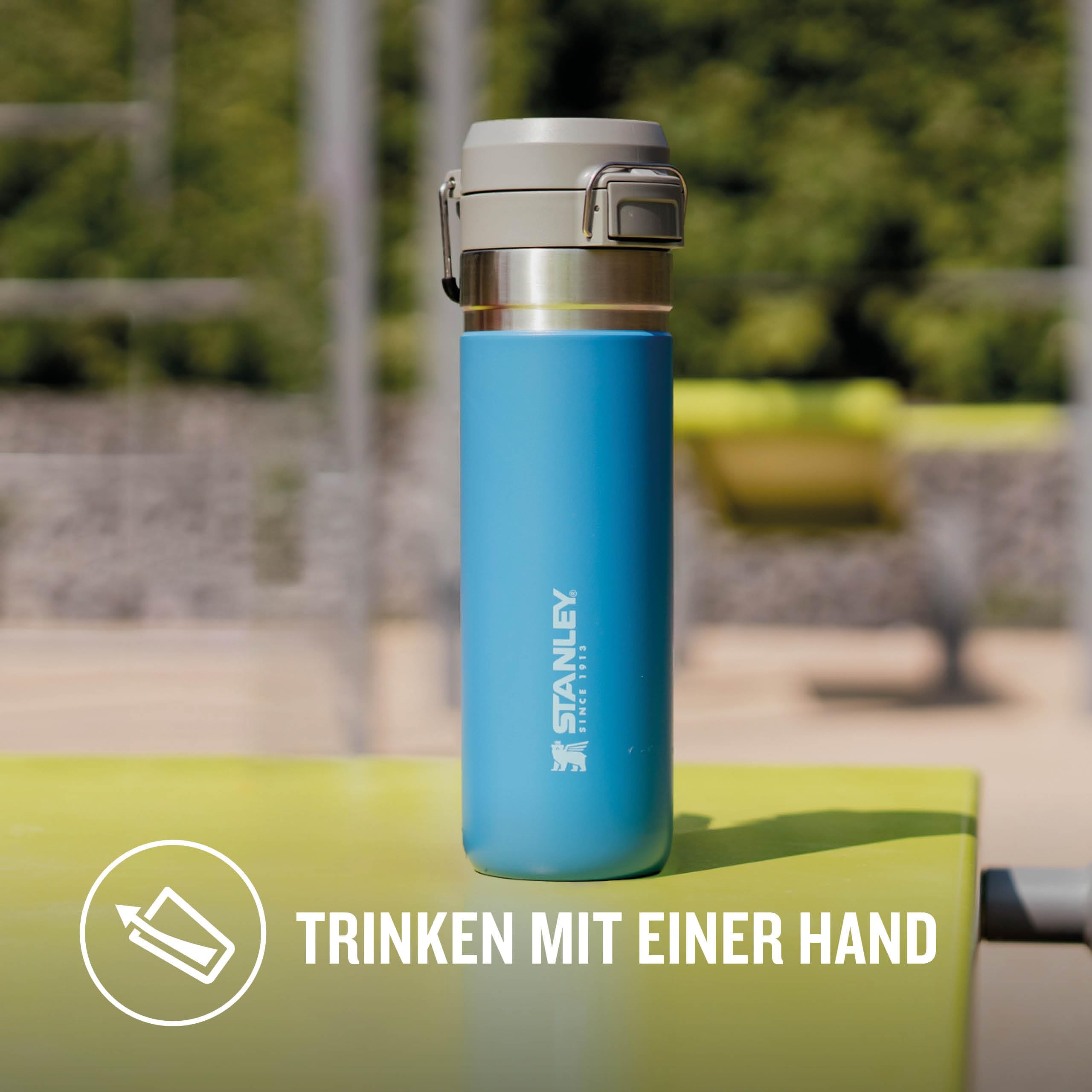 stanley-1913-quick-flip-trinkflasche-0-7-l-azure-edelstahl-isolierflasche-mit-st image 7
