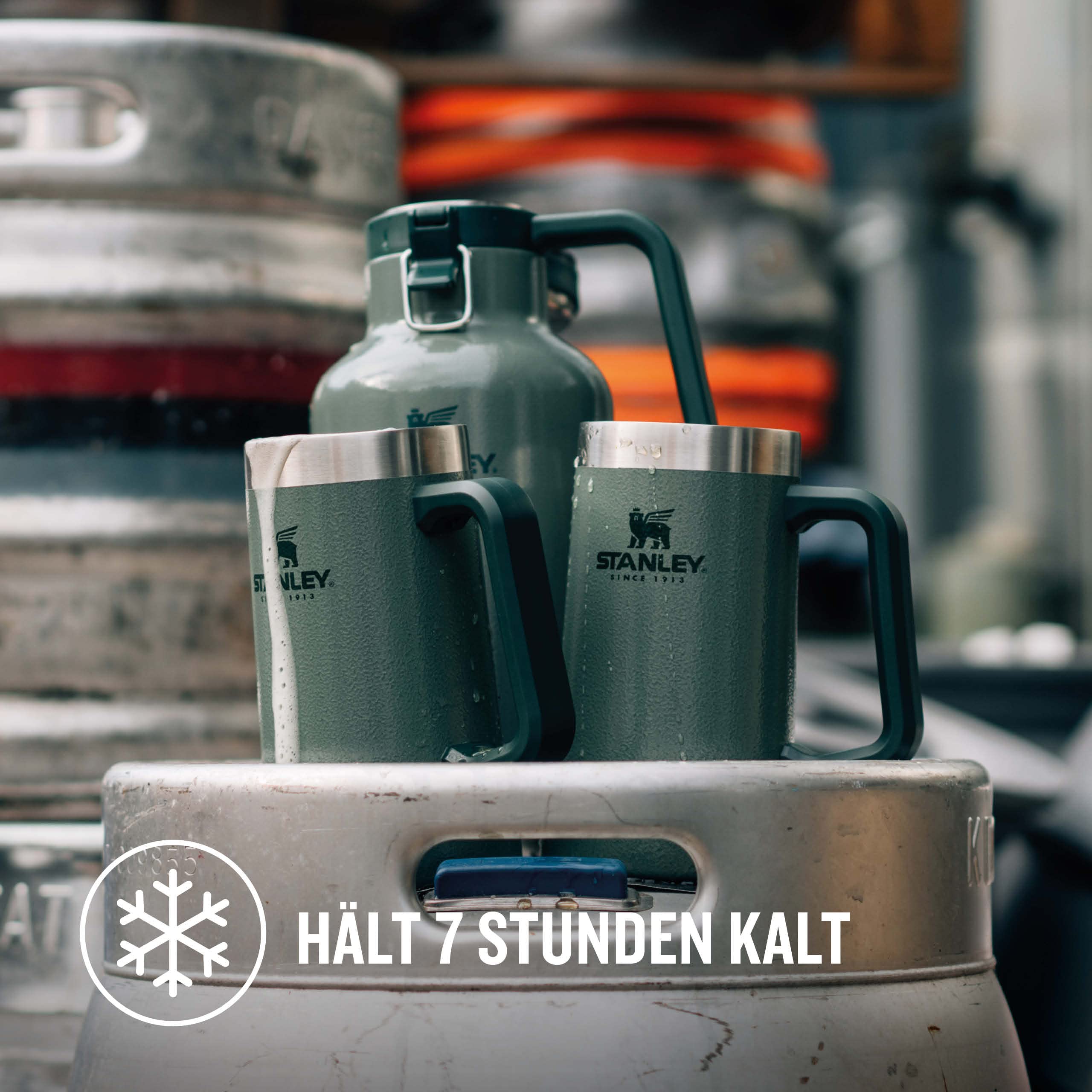 stanley-1913-adventure-vacuum-bierkrug-709-ml-hammertone-green-7-std-kalt-mit-he image 5