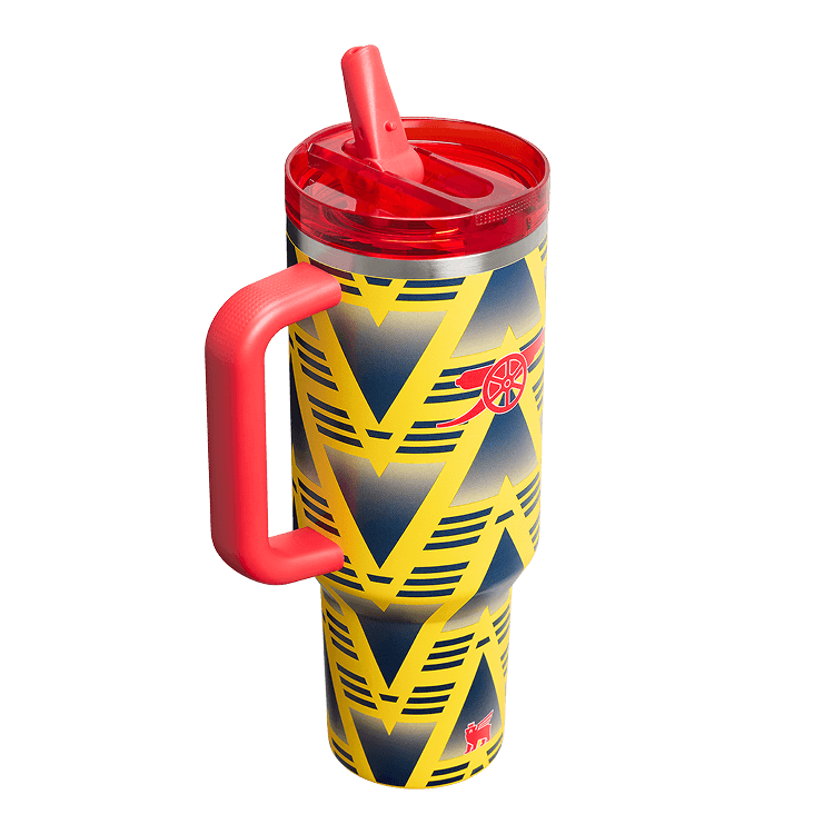 stanley-1913-x-arsenal-quencher-protour-flip-straw-tumbler-1-18-l-auslaufsicher- image 4