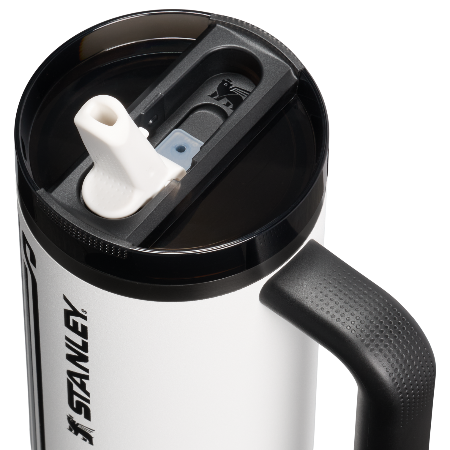 stanley-1913-x-juventus-quencher-protour-tumbler-0-89-l-auslaufsicherer-flip-str image 4